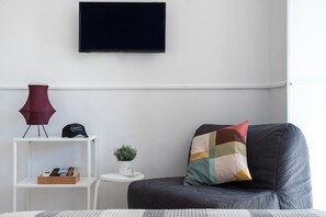 Superior Room, Sea View | Desk, soundproofing, cribs/infant beds, free WiFi - P.C. BOUTIQUE H. CASTEL NUOVO by ClaPa Group Dislocated Hospitality (Naples)