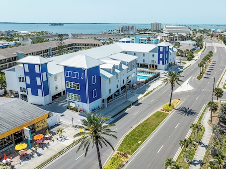 Exterior. The J Hotel Dunedin near Honeymoon Island State Park, an Ascend Collection Hotel