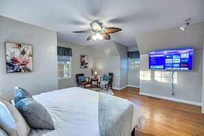 5 bedrooms, iron/ironing board, travel cot, WiFi
