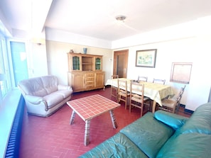 Apartment | Living room - Apartment in Wenduine Near the Beach (De Haan)