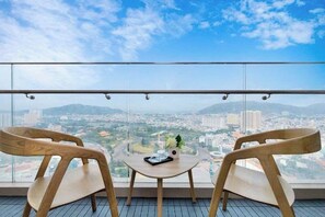 デラックス アパートメント 2 ベッドルーム バルコニー シティビュー | バルコニー