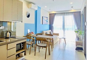 Deluxe Apartment, 2 Bedrooms, Balcony, City View