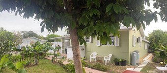 Charming Central 1-bedroom apartment with AC and WiFi in fabulous Nassau