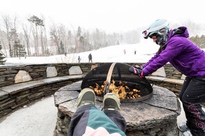 Property grounds - Charming 1BR Retreat | Ski-In Access (West Dover)