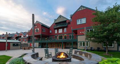 Luxury 3BR Penthouse | Sauna + Fireplace
