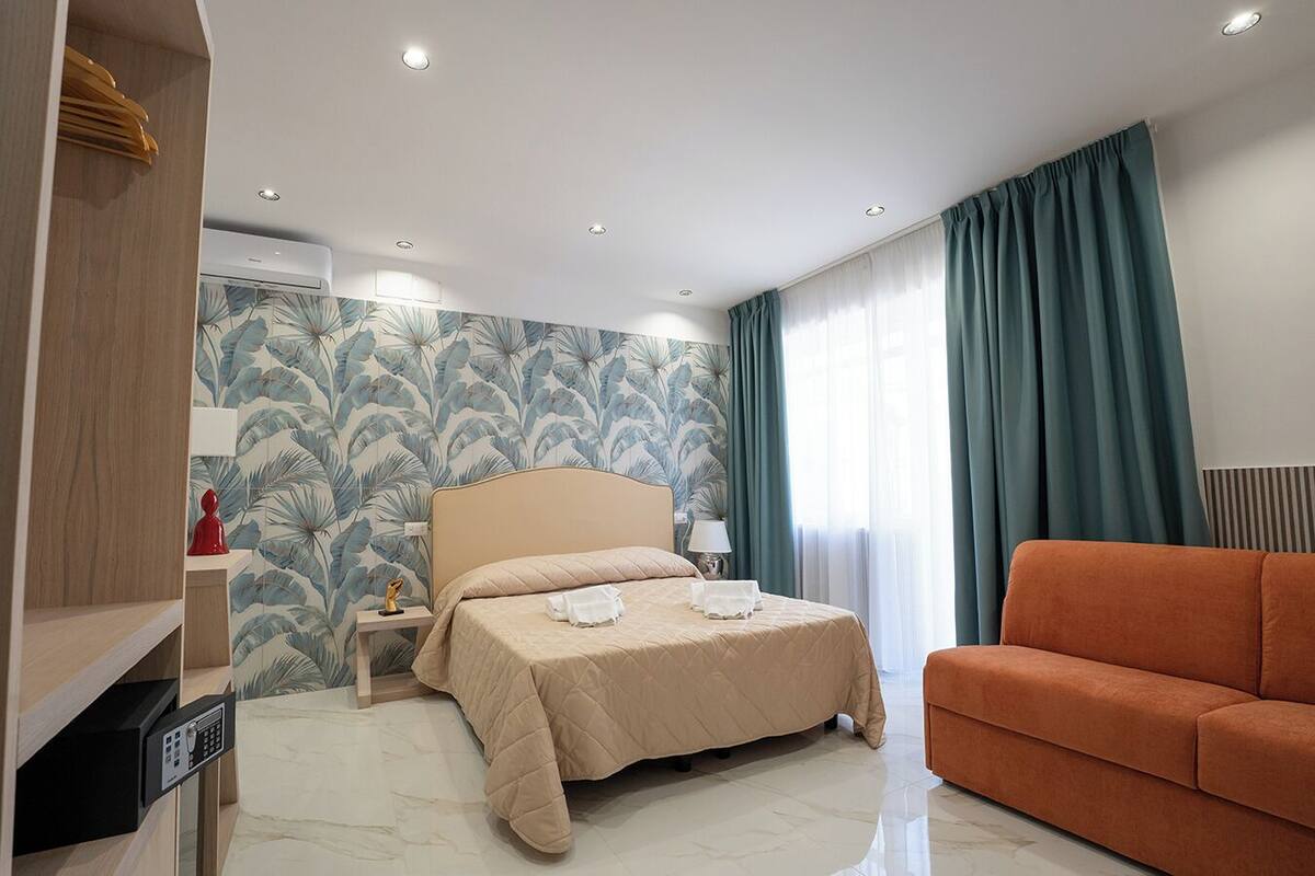 Comfort Quadruple Room, City View, Annex Building (Via De Gasperi 45) | Desk, laptop workspace, cribs/infant beds, free WiFi