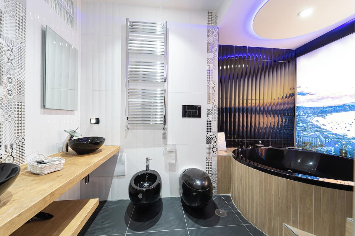 Classic Studio Suite, Hot Tub, Annex Building (Piazza Mercato 45) | Desk, laptop workspace, cribs/infant beds, free WiFi