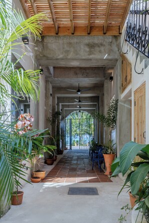 Entrée de l’hébergement