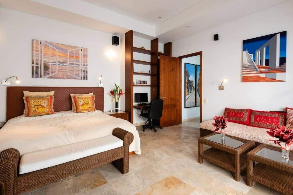 6 عدّة غرف نوم وخزنة داخل الغرفة وواي فاي مجانًا