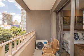 Deluxe stúdió, kilátással a városra | Kilátás az erkélyről