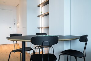 Dining - Vienna Residence, Marina Tower - Danube #6446 (Vienna)