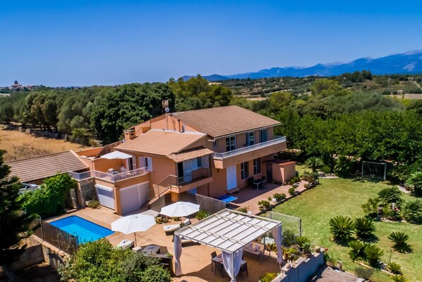 House | Exterior