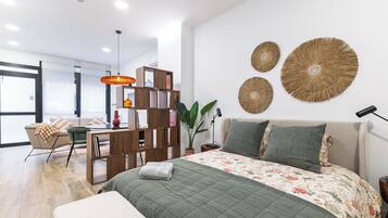 1 chambre, fer et planche Ă repasser, Wi-Fi gratuit, draps fournis