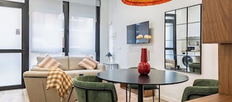 Renovated loft | Adapted | Smart TV | AC | 3Pax |