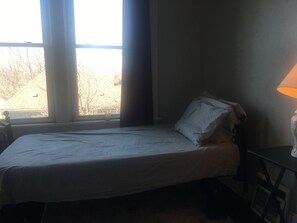 1 soverom, strykejern/-brett, wi-fi og sengetøy