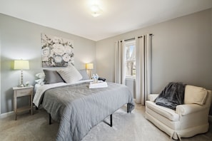 7 bedrooms, iron/ironing board, WiFi, bed sheets