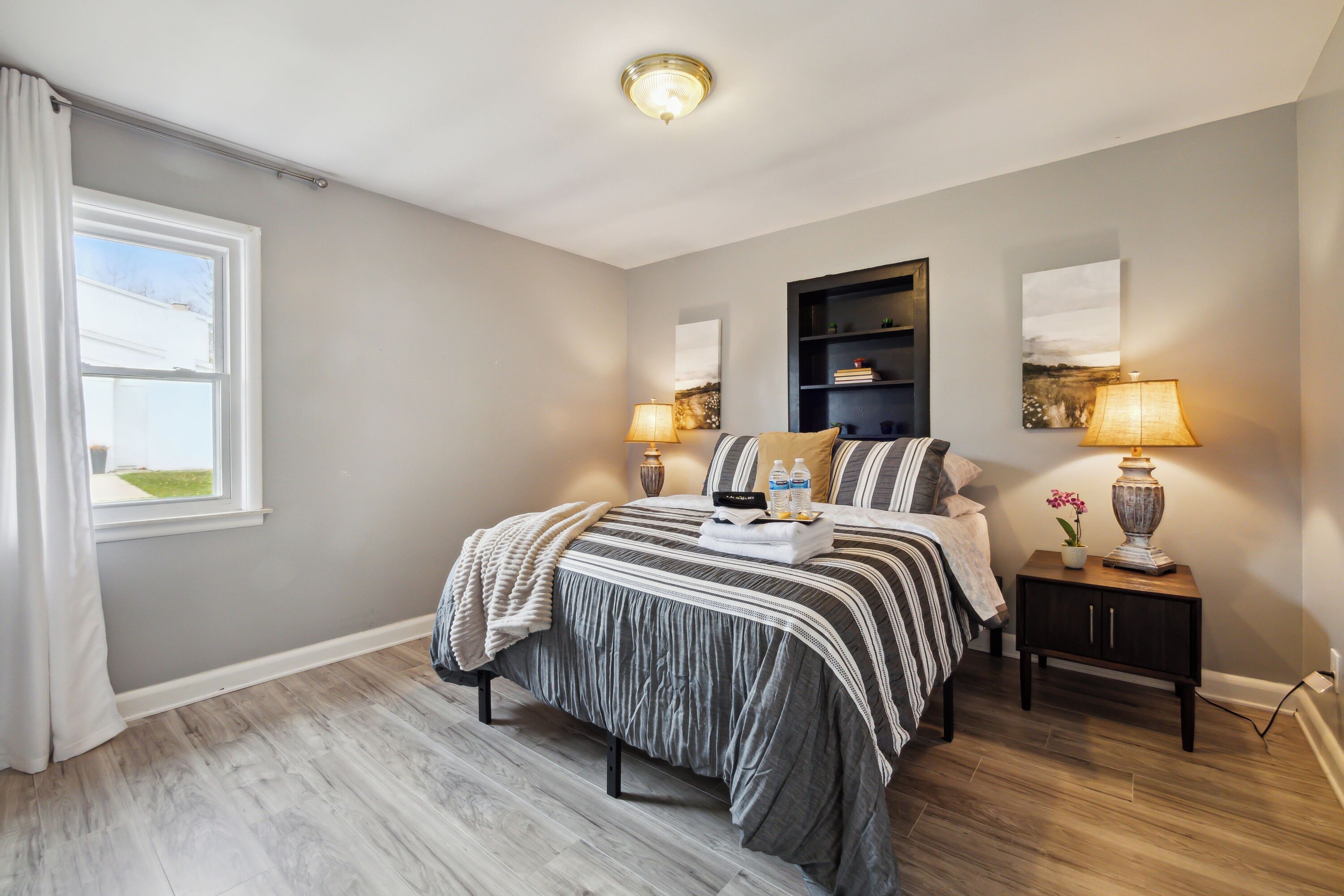 7 bedrooms, iron/ironing board, WiFi, bed sheets