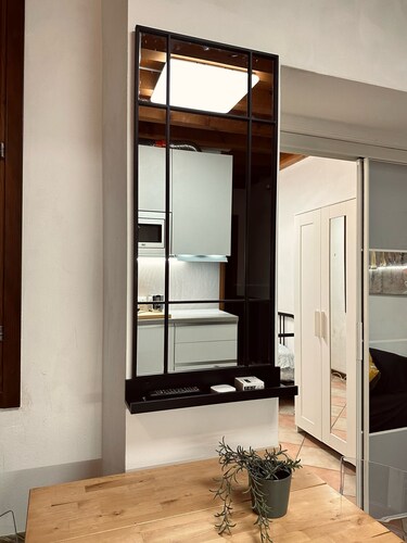 APARTMENT IN HISTORIC CENTER