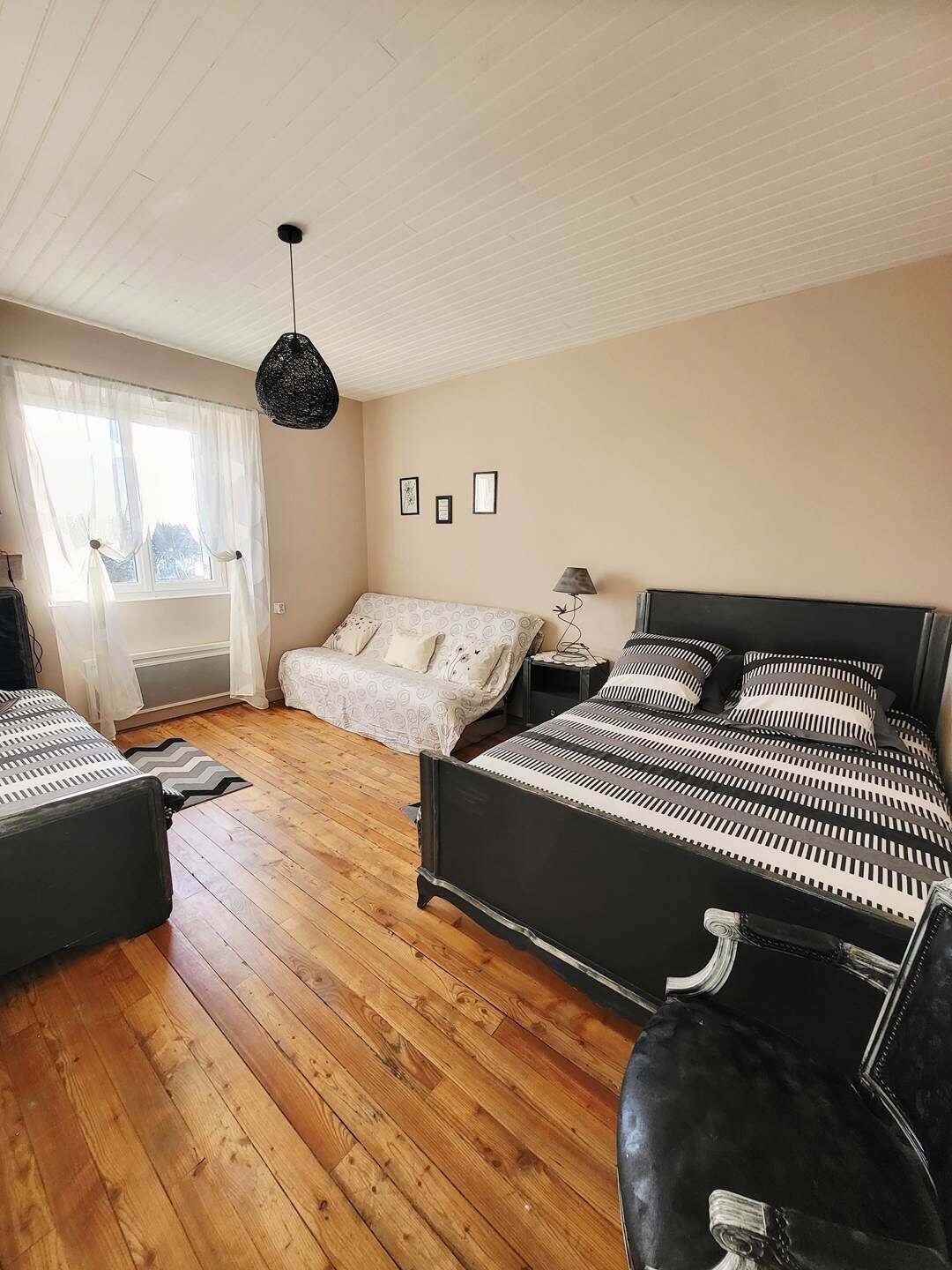 5 soverom, strykejern/-brett, reiseseng for barn og wi-fi