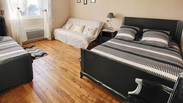 5 soverom, strykejern/-brett, reiseseng for barn og wi-fi