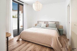 4 soverom, strykejern/-brett, wi-fi (inkludert) og sengetøy