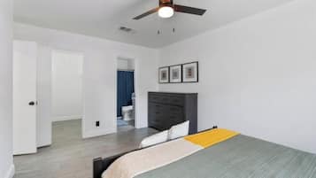 3 bedrooms, iron/ironing board, travel crib, free WiFi