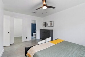 3 bedrooms, iron/ironing board, travel crib, free WiFi