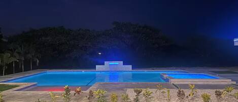 Piscine extérieure