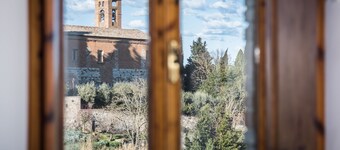 Vacation House Behind the Walls