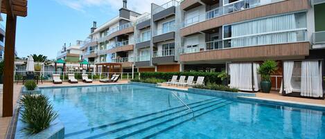 Apartment | Pool | 3 indoor pools