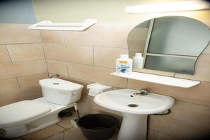 HandtĂŒcher, Seife, Toilettenpapier