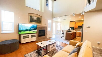 Spacious 5-bedroom 3-bath house in delightful Elk Grove