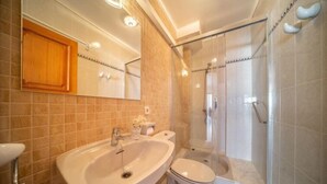 Ferienhaus, 4 Schlafzimmer | Badezimmer