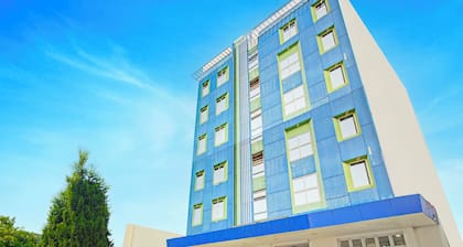 OYO 1144 1318 Residences
