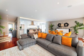 Smart TV - Spacious and comfortable apartment in Apulia, 100 m from the beach! (Apúlia)