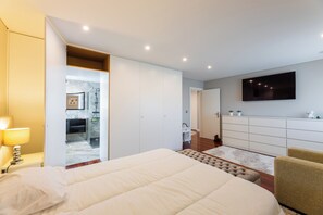 3 bedrooms, iron/ironing board, bed sheets - Spacious and comfortable apartment in Apulia, 100 m from the beach! (Apúlia)