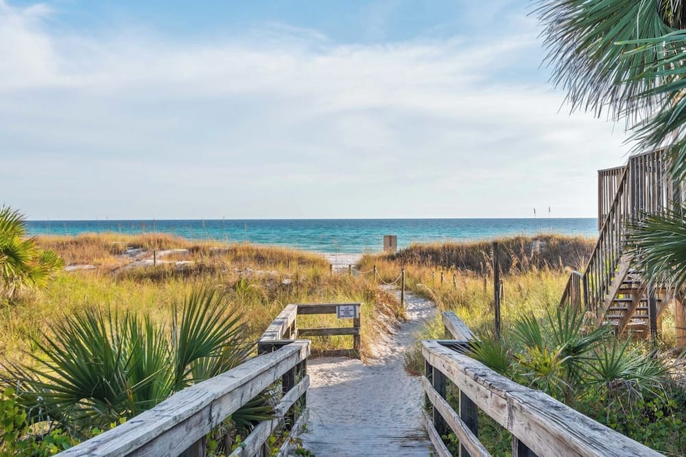 Portside Resort D1: Gulf Retreat With Pools, Beach & Family Adventures!