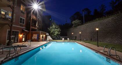 Hunter Mountain 1BR | Jacuzzi & Fireplace