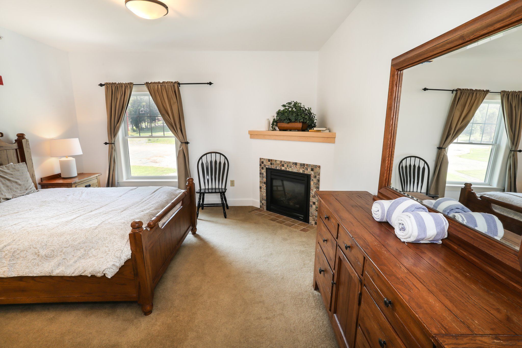 2 Schlafzimmer, Schreibtisch, Reisekinderbett, kostenloses WLAN