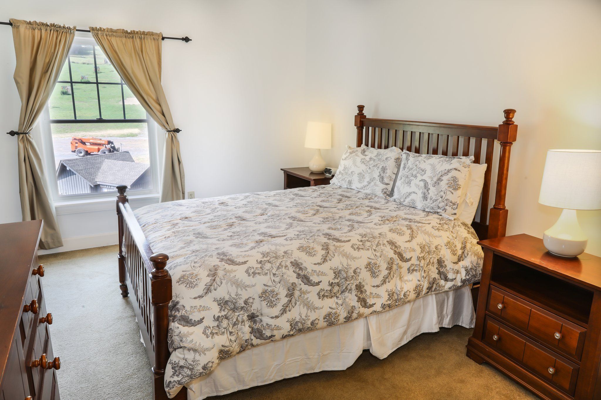 2 Schlafzimmer, Schreibtisch, Reisekinderbett, kostenloses WLAN