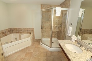 Towels, soap, shampoo, toilet paper