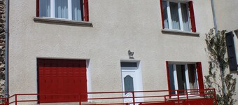 MAISON 6 COUCHAGES  GITE DE LA SOURCE 3 ETOILES