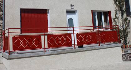 HOUSE SLEEPS 6 GITE DE LA SOURCE 3 STARS