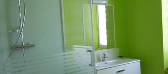 HOUSE SLEEPS 6 GITE DE LA SOURCE 3 STARS