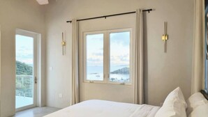 3 室のベッドルーム、デスク、アイロン / アイロン台、WiFi (無料)