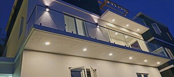 3BR Luxury Escape / Near Beach/With Workspaces 