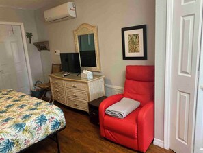 1 chambre, fer et planche à repasser, Wi-Fi, draps fournis