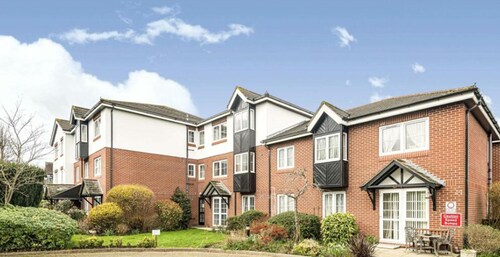 London Charm Retreat - Central Location