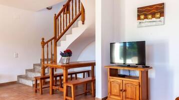 Villa, 5 Bedrooms, Terrace | Room amenity