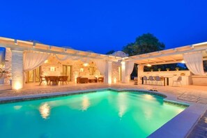 Pool - Tenuta Maria Vittoria - Private pool & garden (Ostuni)